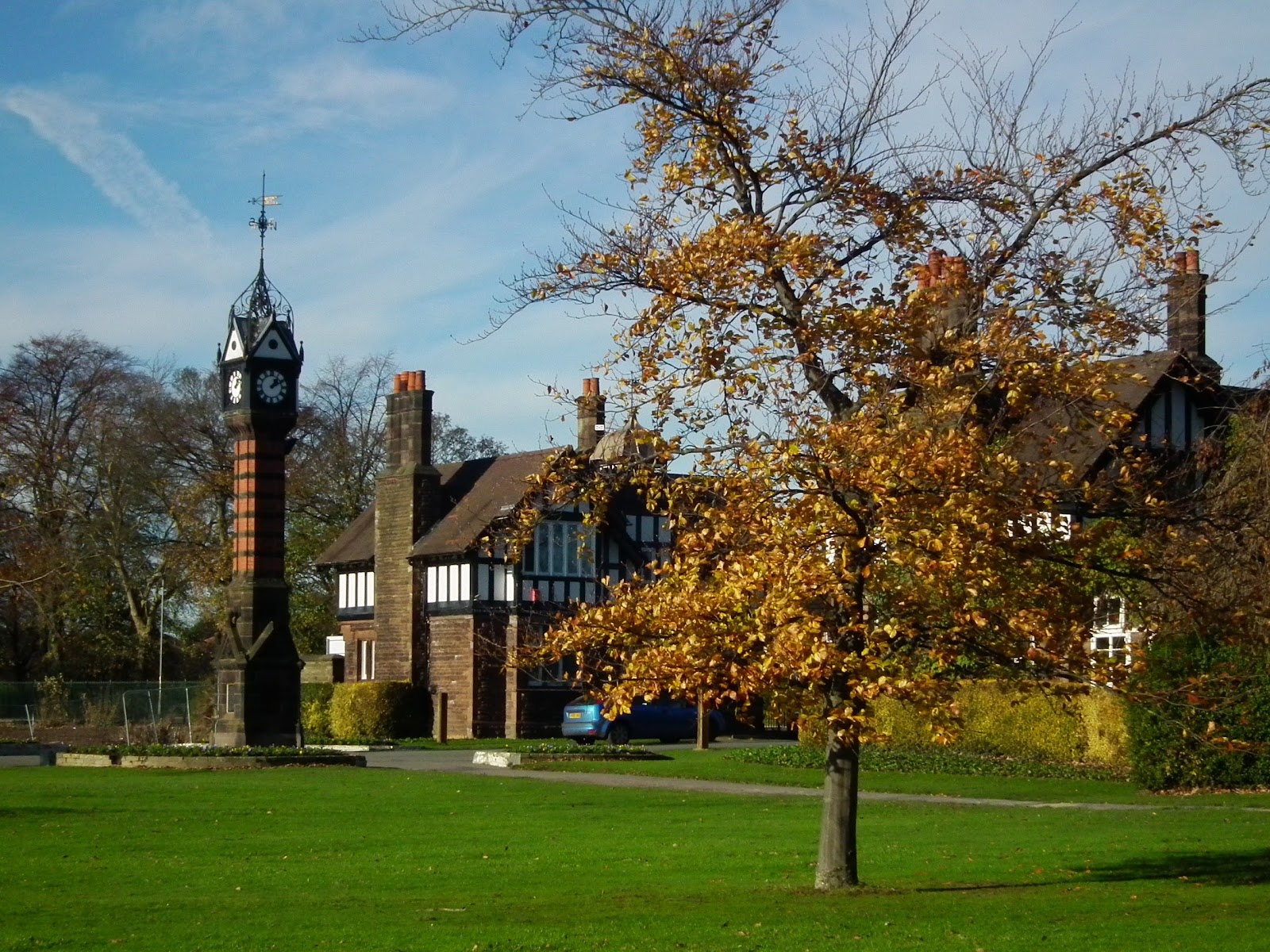 [queenspark 003[3].jpg]